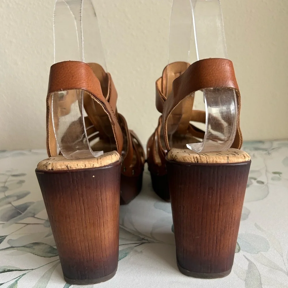 Korks Whitney Platform Heels